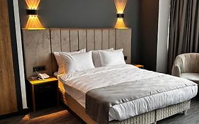 Home Plus Hotel